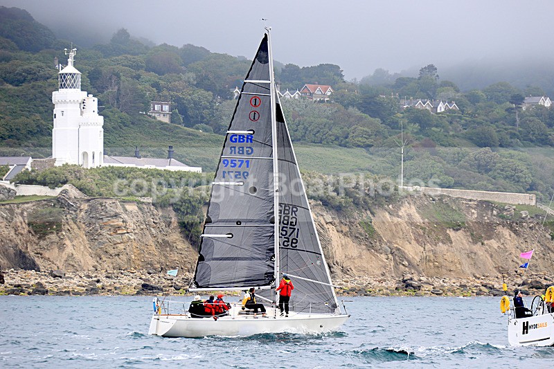 210703 FEARNOUGHT GBR9571 1Y3A1145 - ROUND THE ISLAND RACE 2021