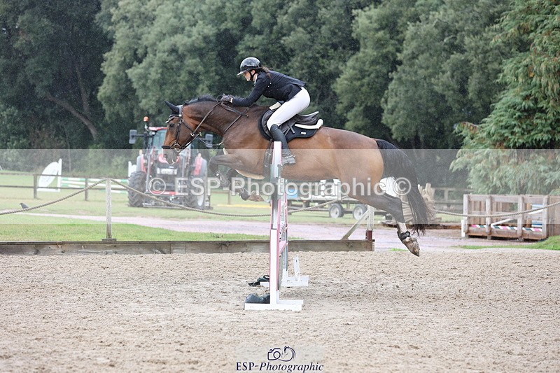 250831A-134302-10350 - Cls 42 Snr 1m Grand Prix