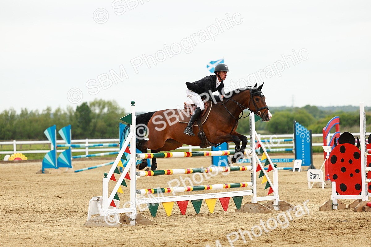 SBM_001138 - Class 5 - Senior Foxhunters - 1.20m
