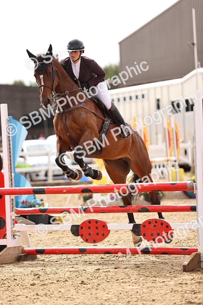SBM_009432 - Class 7 - Senior Discovery - 1.00m Open