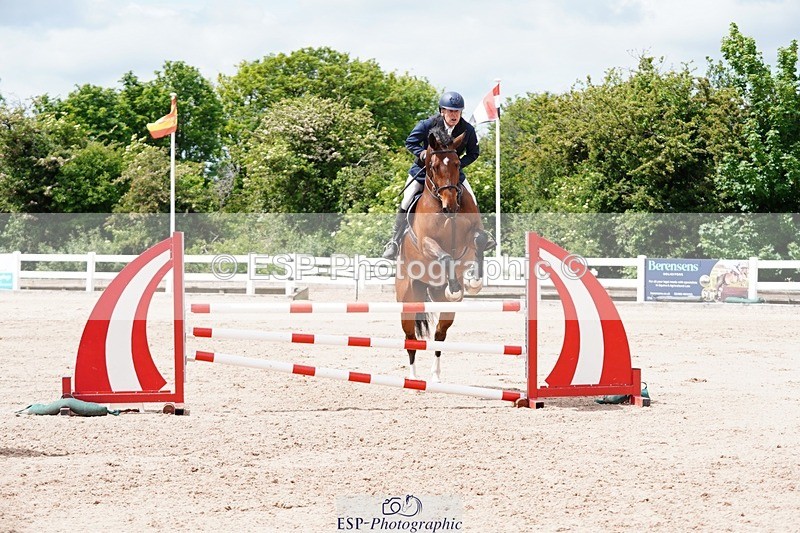 250525-115326-09305 - Cls 33 A&B Snr Disc & 1.00m Open