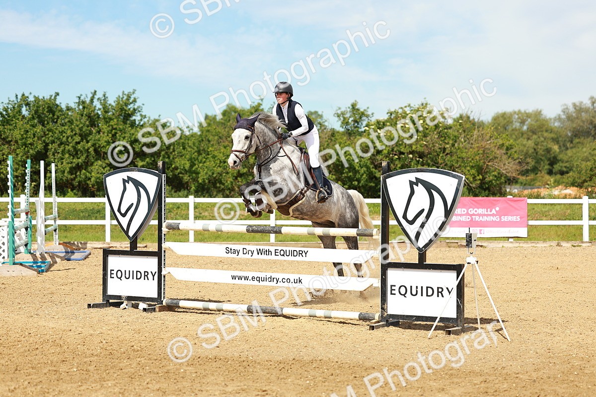 SBM_002524 - Class 4 - Senior Newcomers - 1.10m