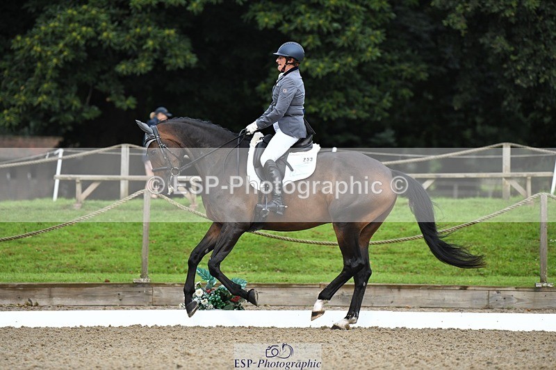 230812-090211-02698 - Cls 6 Novice Silver Start to 10.20 break