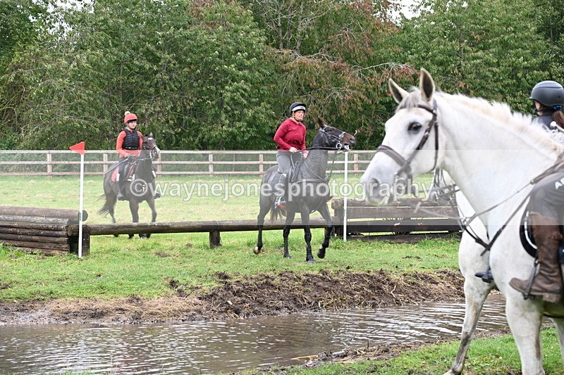 WJ6_6802 - Time at Photographer 13:06 to 13:23