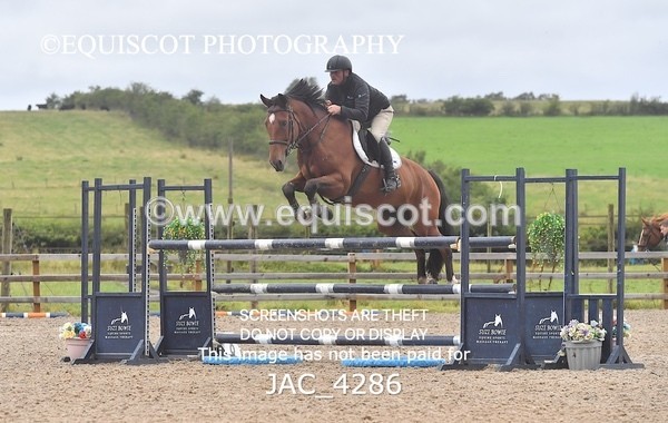 JAC_4286 - CLASS 7 Senior Foxhunter/ 1.20m Open