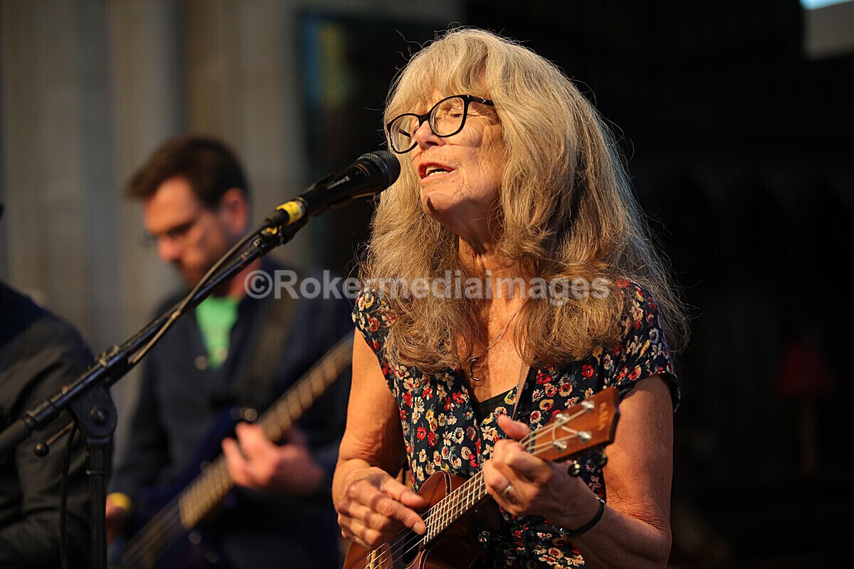 FOLK N BLUES-156 - FOLK and BLUES SEPT 2022