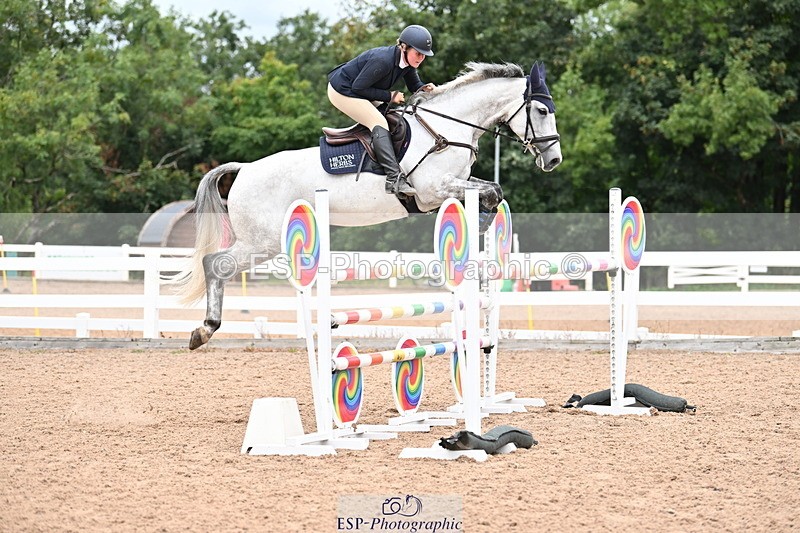 250820B-140821-00886 - Cls 6 Foxhunter and 1.20m Open