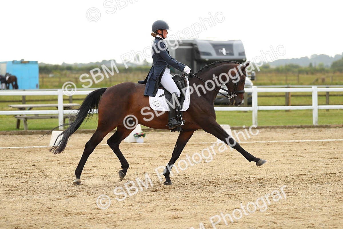 SBM_018369 - Class 11 - INT IN 15.40-16.12