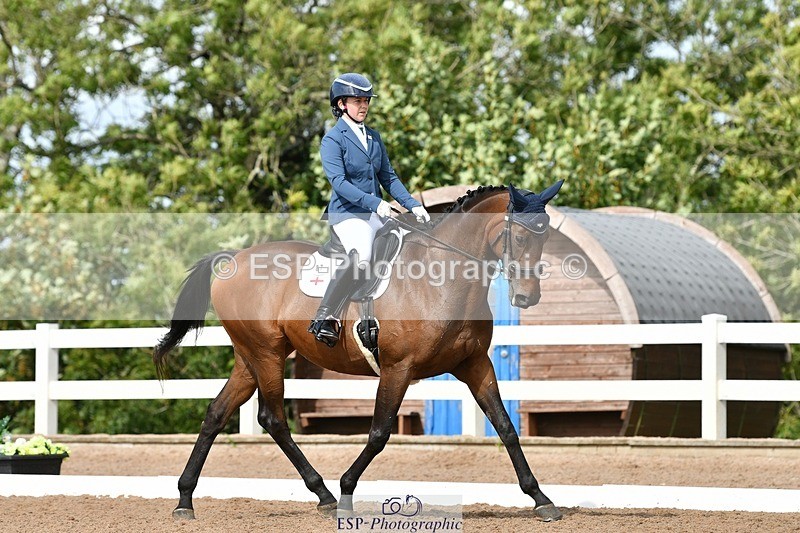 250906-124211-02774 - 087-Lauren.LanikSew.N.Sew