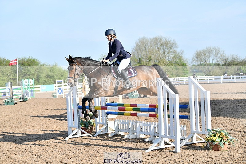 240512A-081200-16787 - Cls 39 British Novice and 90cm Open