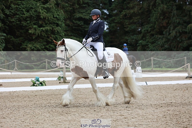 250718A-140240-01693 - 092-Rachael.Smaldon-Nadderbrook.Biscuit