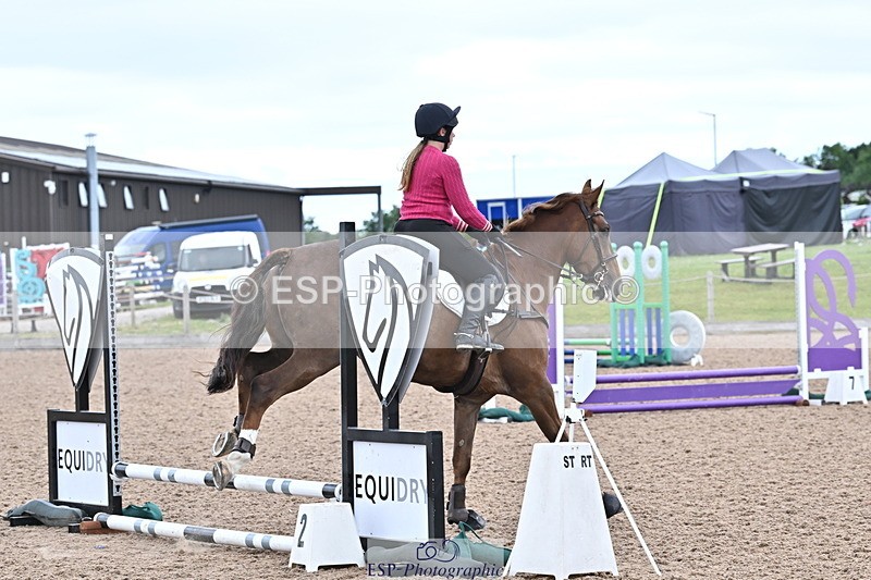 250610A-153000-00006 - Clear Round and 60cm