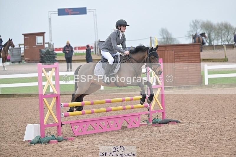 251116-104657-01169 - Cls 4 Pony British Novice and 80cm Open