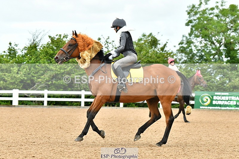 230804A-105913-02090 - Musical Ride