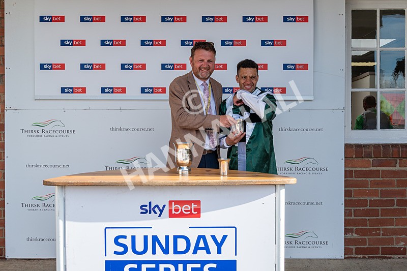 310526-Race 5-Fandom-9226 - Race 5 17.45pm Sky Bet Price Boosts Handicap