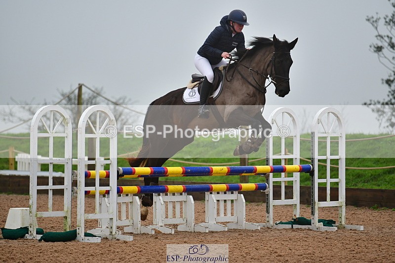 240214A-093600-00005 - Cls 1 British Novice and 90cm Open