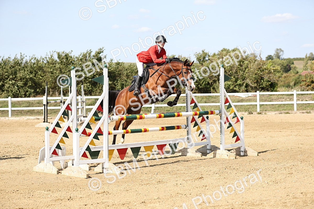 SBM_005256 - Class 6 = Senior Newcomers - 1.10m Open