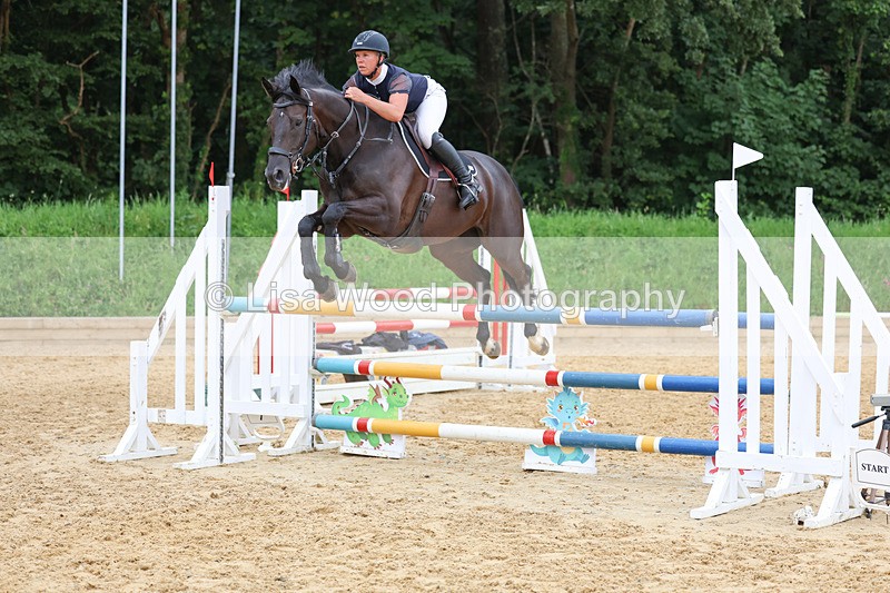 3E7A6447 - Class 8: Senior Newcomers/1.10m open