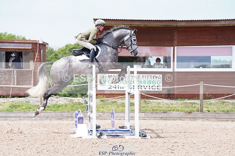 250523-122818-01467 - Cls 03 Snr Fox 1st Rnd