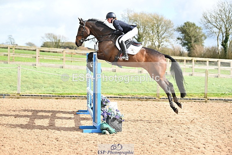 240315A-130818-01146 - Cls 3 Snr Foxhunter