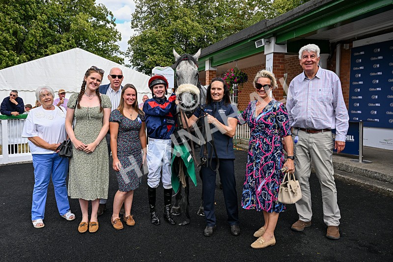 010826-Race 4-Accrual-2805 - Race 4 15.17pm Jordan Foy Memorial Handicap