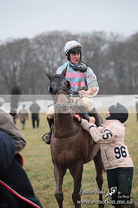 PtP 260125 928 - Cocklebarrow Point-to-Point racing with the Heythrop Hunt 26/01/25