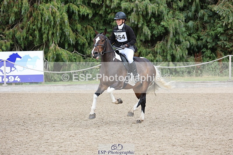 250803A-161827-17406 - S-854-Clare.Chapman-JUMPIN.JACK.FLASH