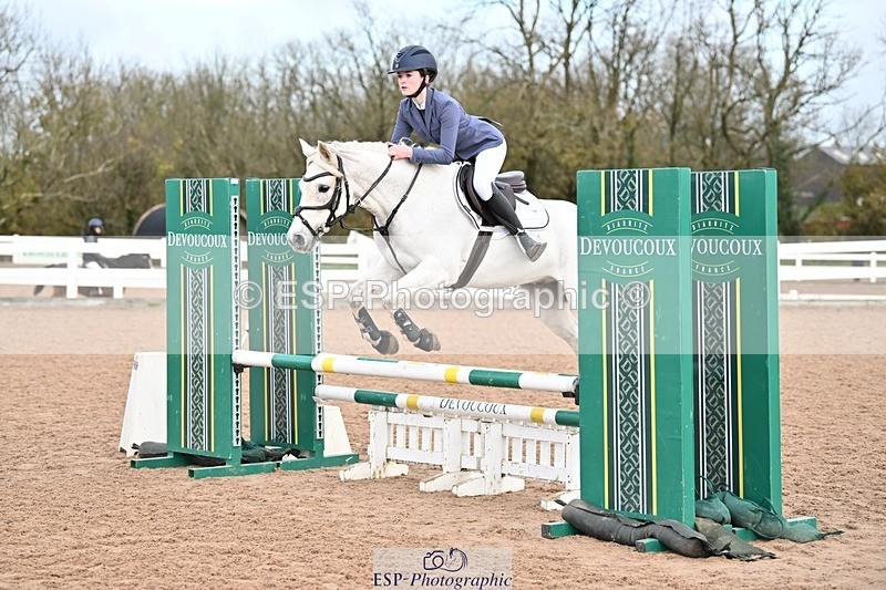 241117X-090822-03140 - Cls 05s A&B Pony Brit Nov & 80 Open