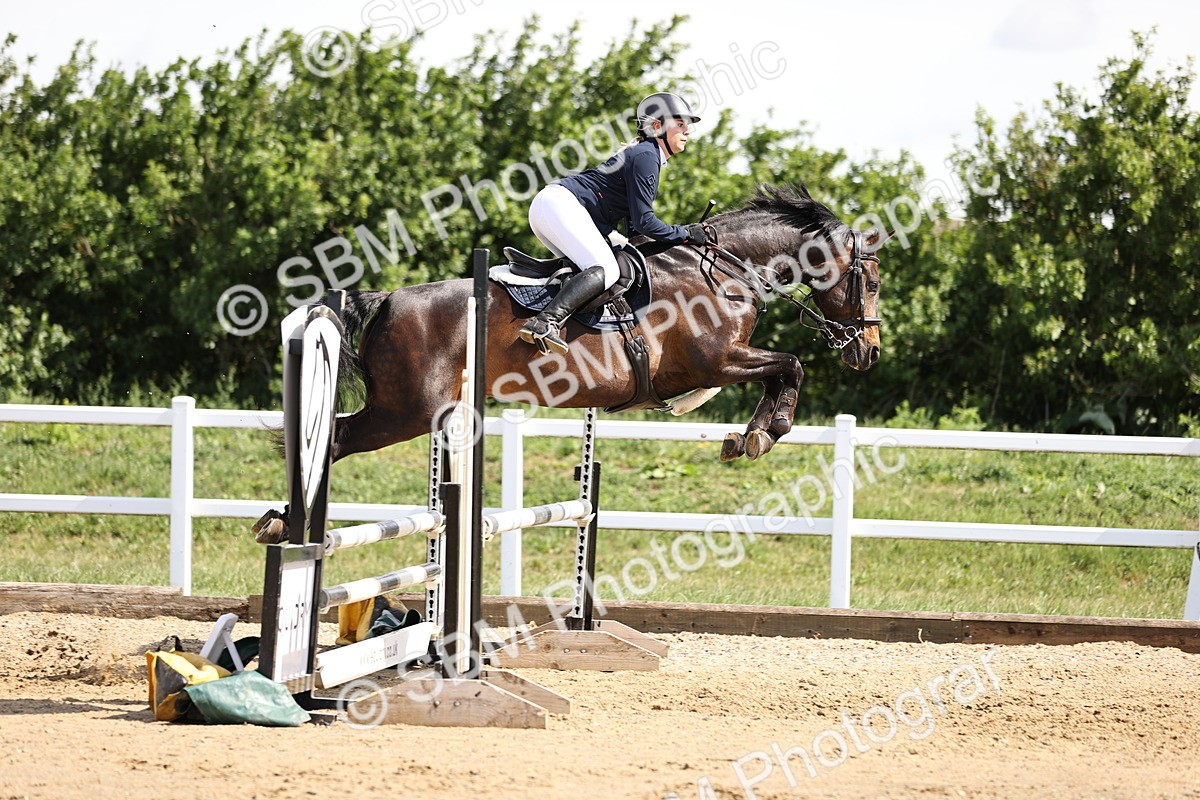 SBM_002077 - Class 9 - Senior British Novice - 90cm