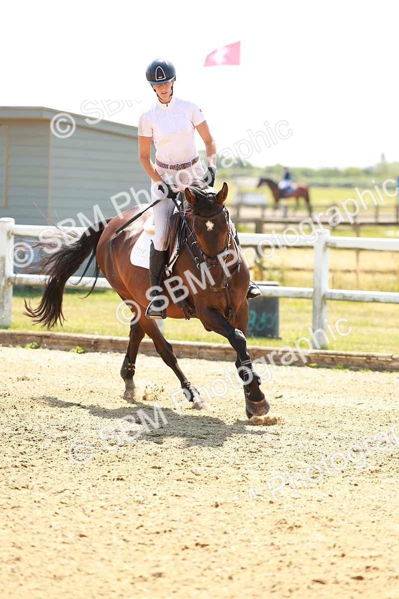 SBM_001513 - Class 4 - Senior Newcomers - 1.10m