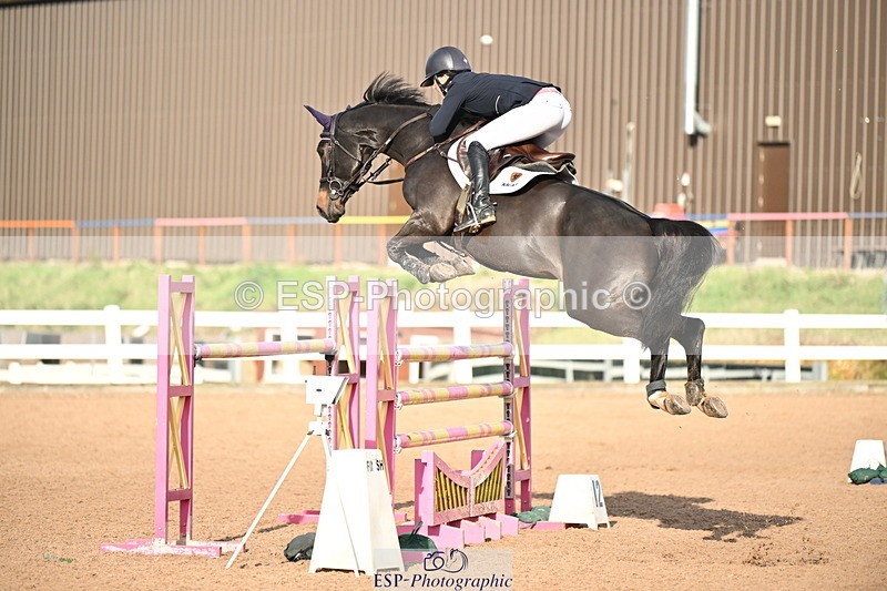 241023A-153712-01239 - Cls 5 Foxhunter and 1.20m Open