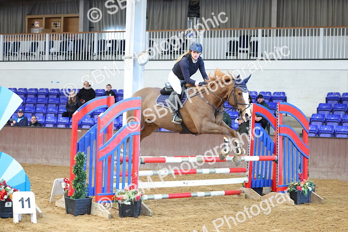 SBM_005303 - Class 22 - Bliss of London Novice Winter Championship Qualifier 90cm