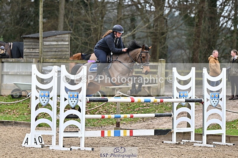 250201A-143757-00992 - Cls 04 Local Horse 120cm