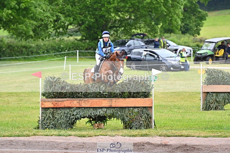 250524A-103810-09346 - A-061-Isabelle.Cook-EMERALD.KATIE