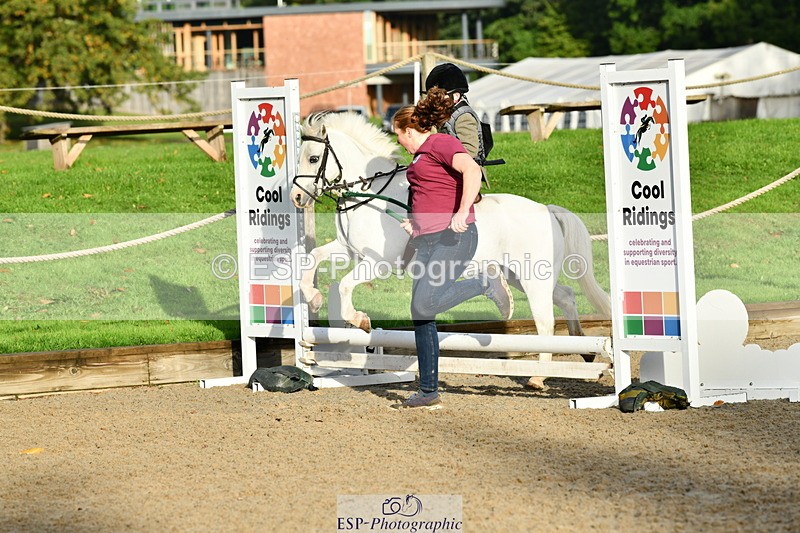 251004A-090018-00022 - Classes 1-2-3 40cm