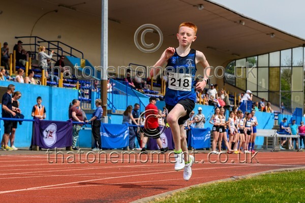 East25Sun-912264 - Track Male