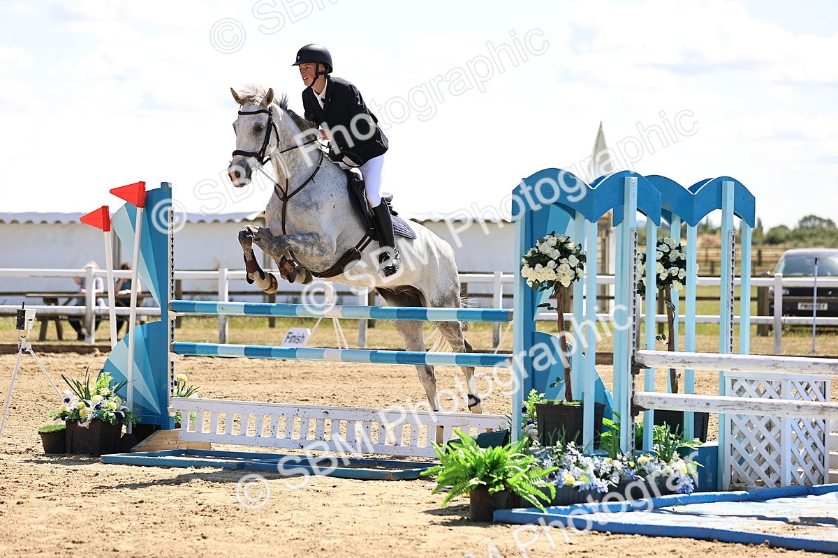 SBM_014976 - Class 15 - Senior Newcomers - 1.10m Open