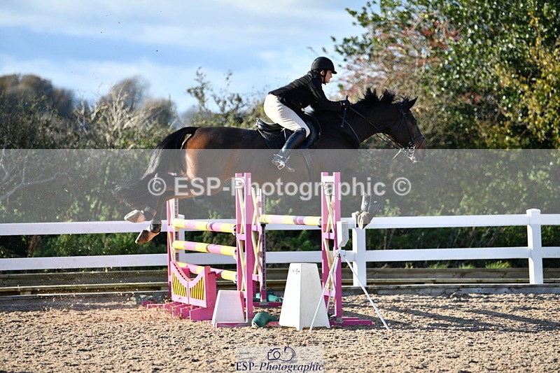 231110A-150842-00978 - Cls 6 Foxhunter & 1.20m Open