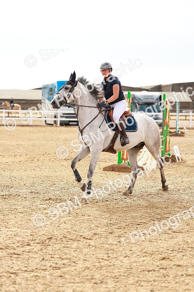 SBM_001956 - Class 8 - Clear Round