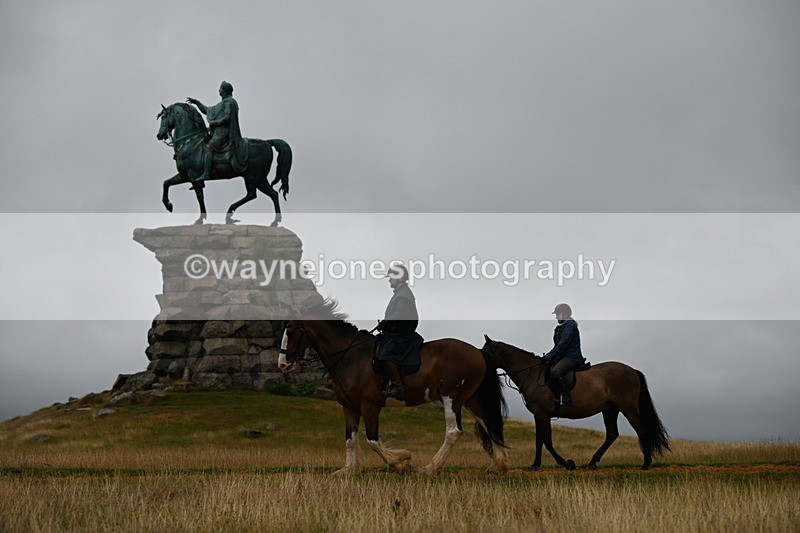 DSC_2014 - Time at Statue 12:13 to 12:32