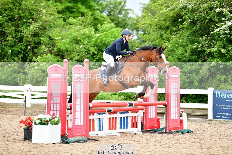 240526A-115110-07549 - Cls 31 85cm National Am Qualifier