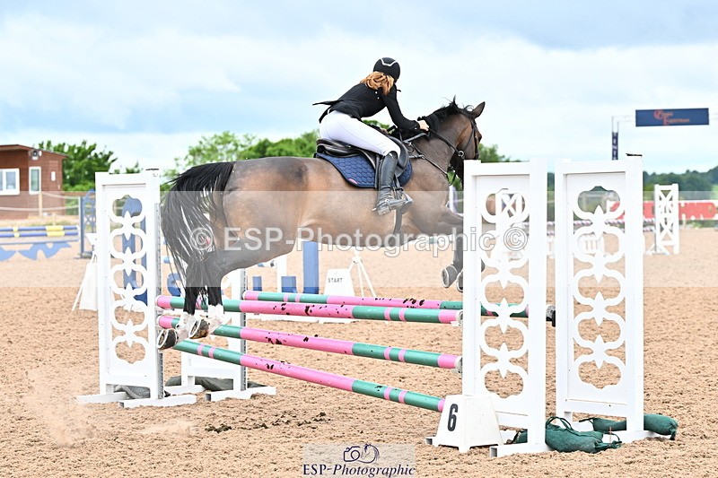 240608A-091928-01947 - Cls 1 Snr British Novice and 90cm Open