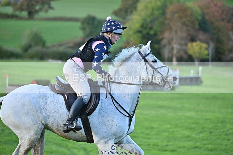 251025A-164101-22158 - H-653-Sharon.Routley