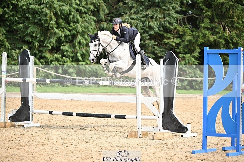 240818-153838-05259 - Cls 12A Snr Foxhunter & 1.20m Open