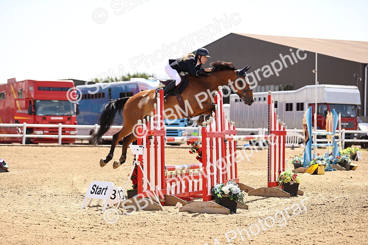 SBM_010141 - Class 9 - Senior Foxhunter - 1.20m Open