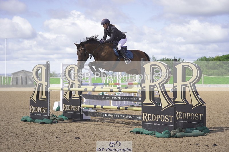 230806A-113614-01628 - Cls 13 Snr Newcomers & 1.10m Open