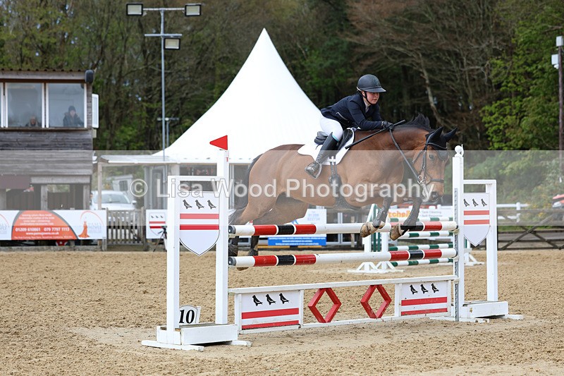 3E7A1896 - Class 7: Senior Newcomers/1.10m open