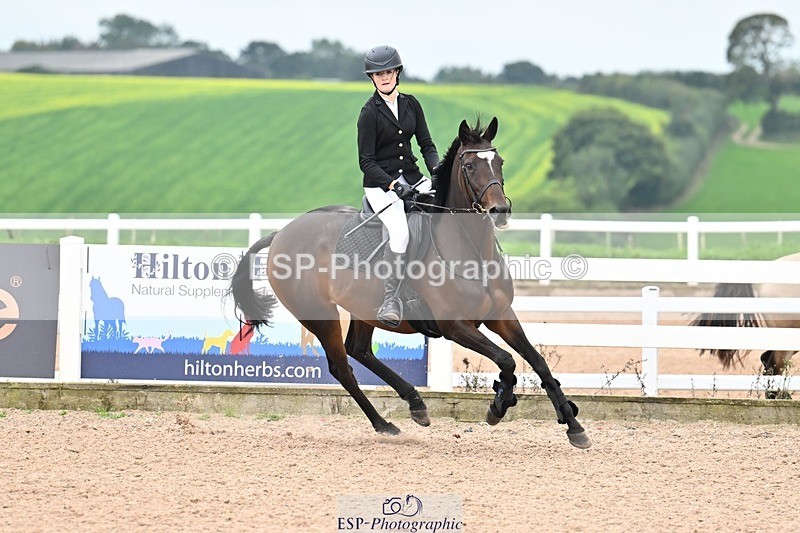 250920-110231-00354 - Cls 22+23 Club and Schools 70cm