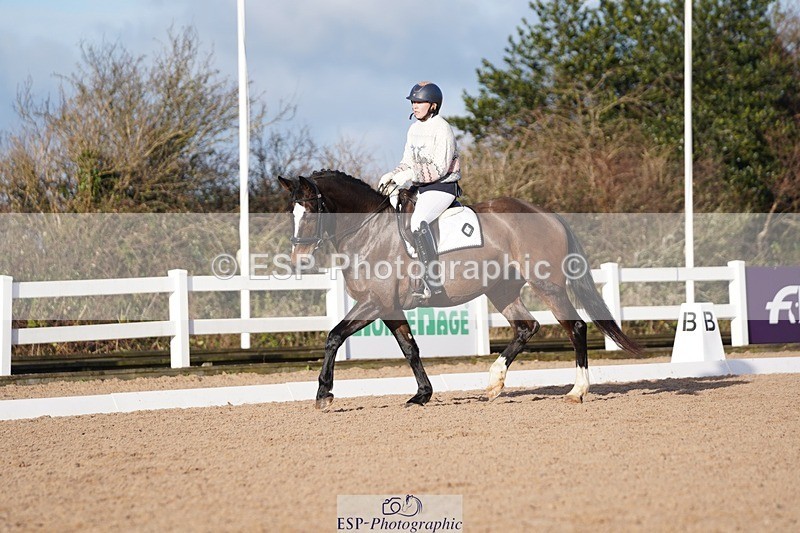 241214-121544-00454 - 152-Liv.Leonard-Liberty