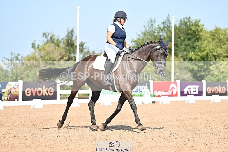 250816-115032-04083 - 109-Amber.Da.SilvaToners.Lady.Florentine